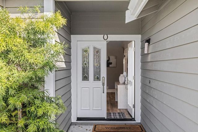 229 Marvilla Circle, Pacifica, CA 94044