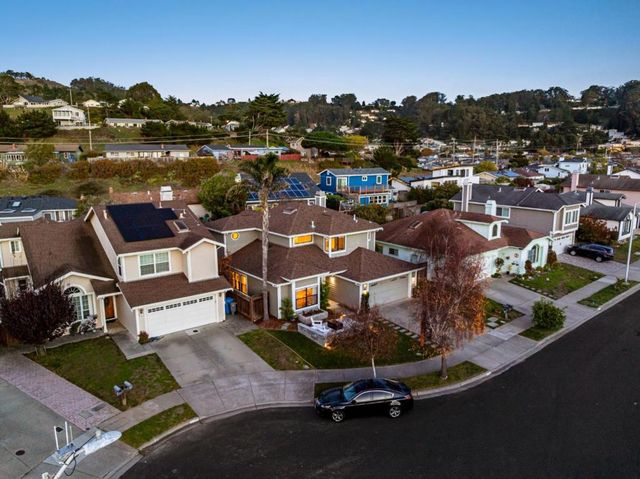 229 Marvilla Circle, Pacifica, CA 94044