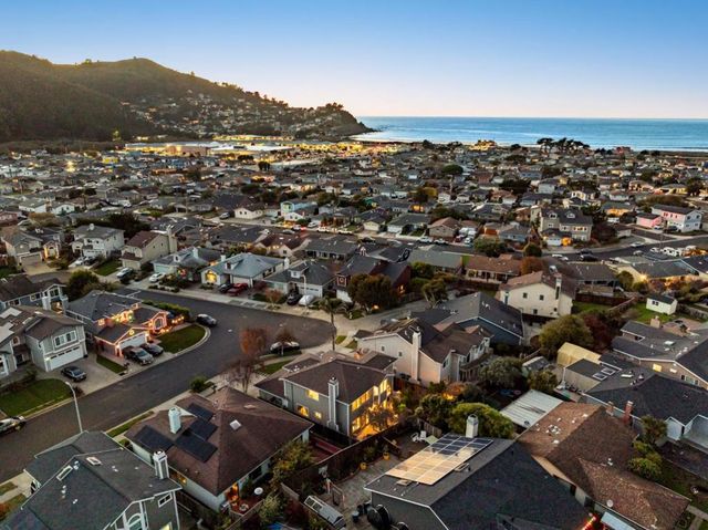 229 Marvilla Circle, Pacifica, CA 94044