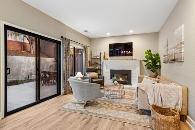 229 Marvilla Circle, Pacifica, CA 94044