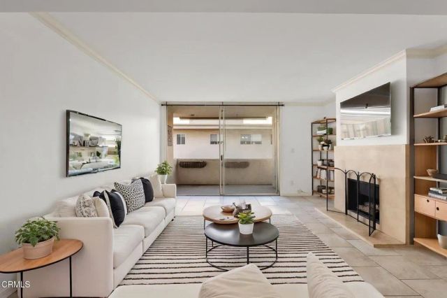 5325 Newcastle Avenue 126, Encino, CA 91316