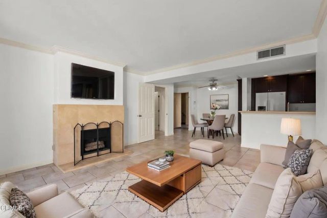 5325 Newcastle Avenue 126, Encino, CA 91316