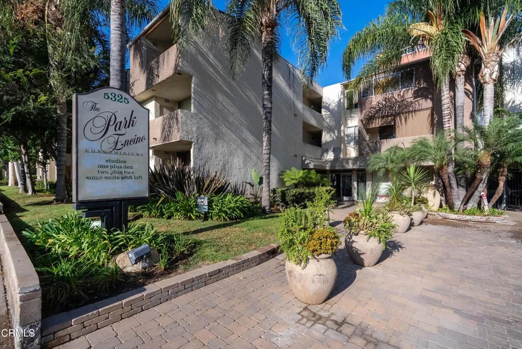 5325 Newcastle Avenue 126, Encino, CA 91316