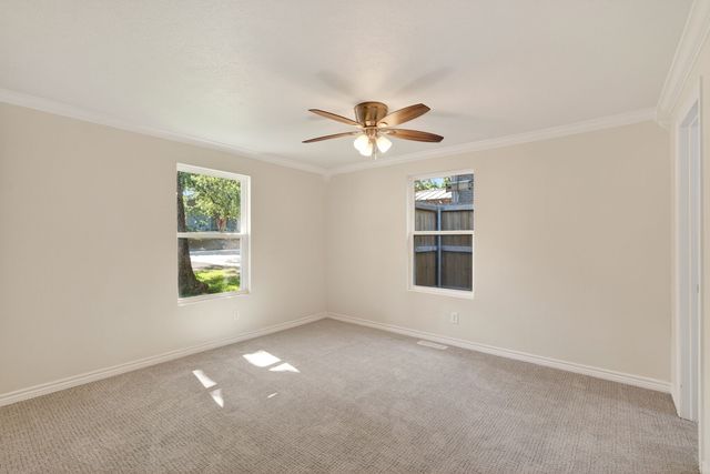 2711 N Locust Street, Denton, TX 76209