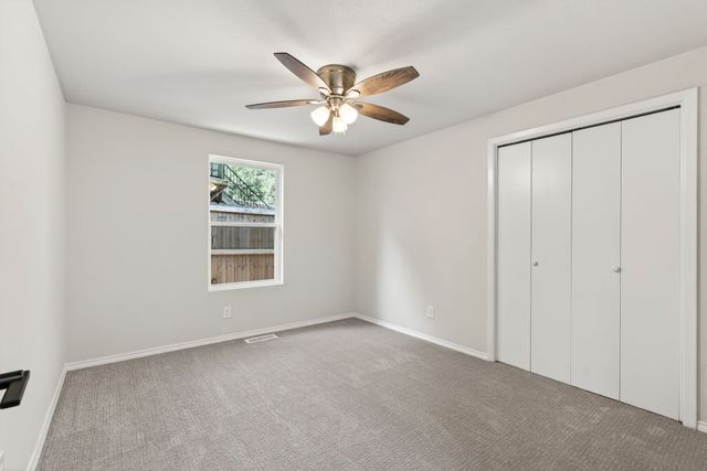 2711 N Locust Street, Denton, TX 76209