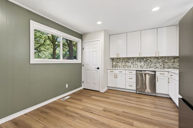 2711 N Locust Street, Denton, TX 76209