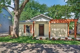 2711 N Locust Street, Denton, TX 76209