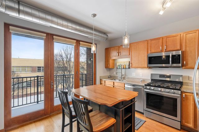 15 E Franklin Avenue 330, Minneapolis, MN 55404
