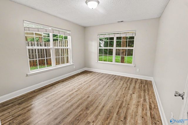207 Shadow Court SW, Huntsville, AL 35824