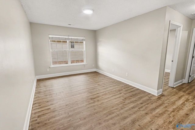 207 Shadow Court SW, Huntsville, AL 35824