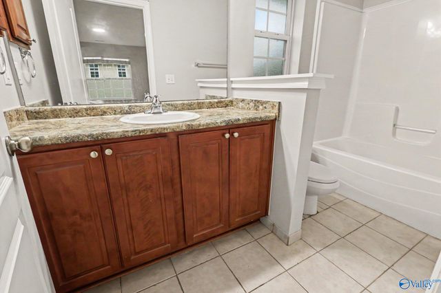 207 Shadow Court SW, Huntsville, AL 35824