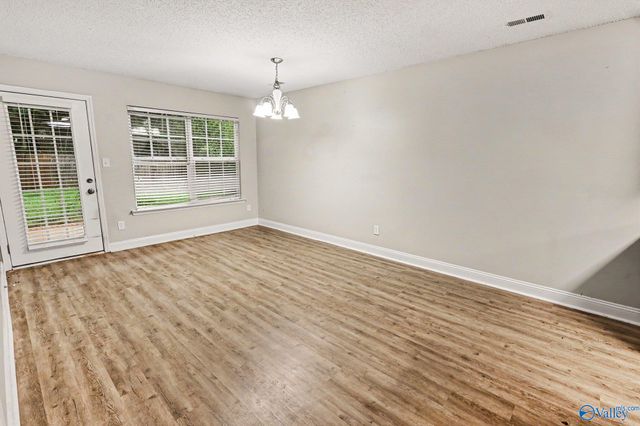 207 Shadow Court SW, Huntsville, AL 35824