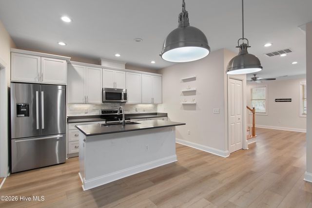 316 Marina View Drive, Southport, NC 28461