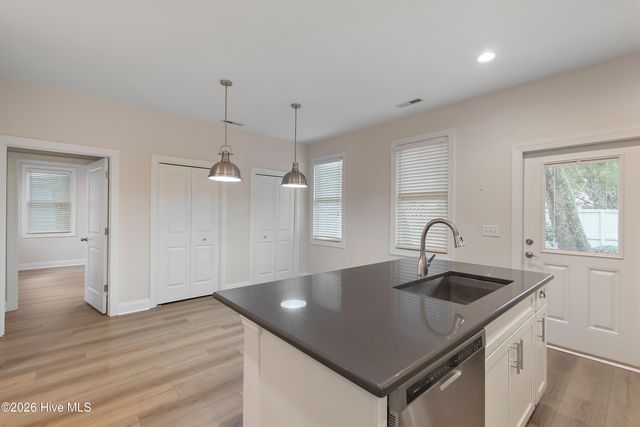 316 Marina View Drive, Southport, NC 28461