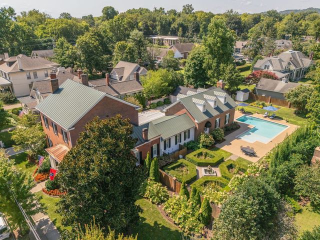224 3rd Ave, S, Franklin, TN 37064