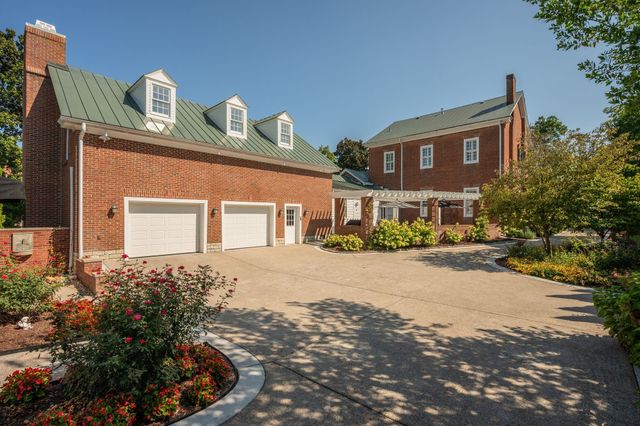 224 3rd Ave, S, Franklin, TN 37064