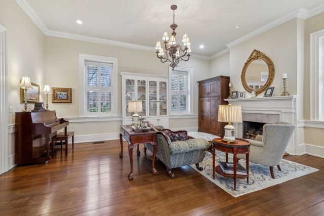 224 3rd Ave, S, Franklin, TN 37064