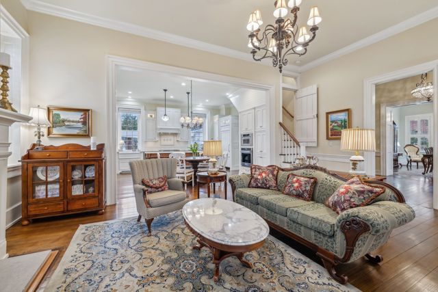 224 3rd Ave, S, Franklin, TN 37064