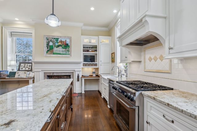 224 3rd Ave, S, Franklin, TN 37064
