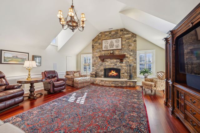 224 3rd Ave, S, Franklin, TN 37064