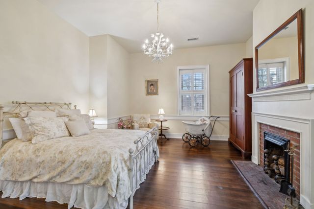 224 3rd Ave, S, Franklin, TN 37064