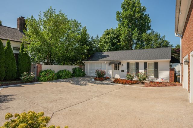 224 3rd Ave, S, Franklin, TN 37064