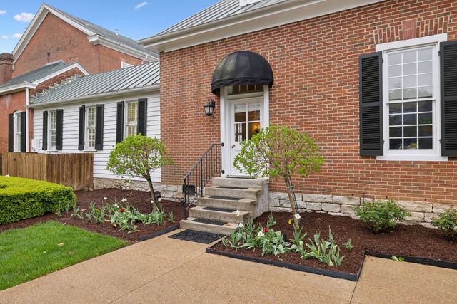 224 3rd Ave, S, Franklin, TN 37064