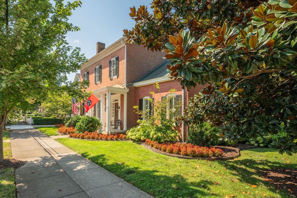 224 3rd Ave, S, Franklin, TN 37064