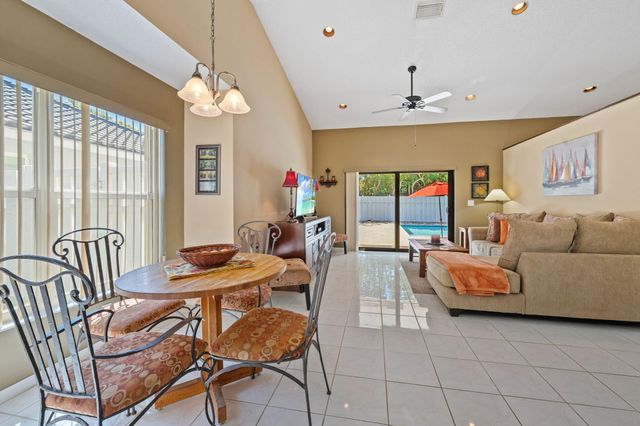 4740 NW 75th Street NW, Coconut Creek, FL 33073