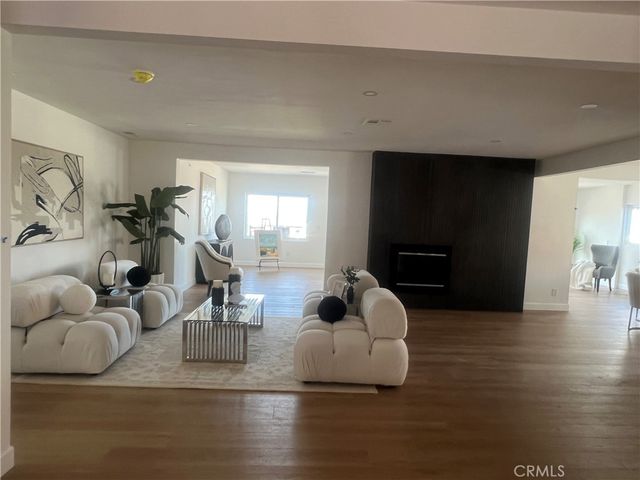 4119 Don Jose, Los Angeles, CA 90008