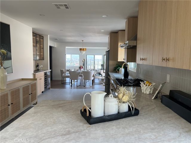 4119 Don Jose, Los Angeles, CA 90008
