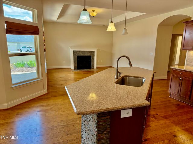 1450 Hatterdale Farm Road 1450, Blountville, TN 37617