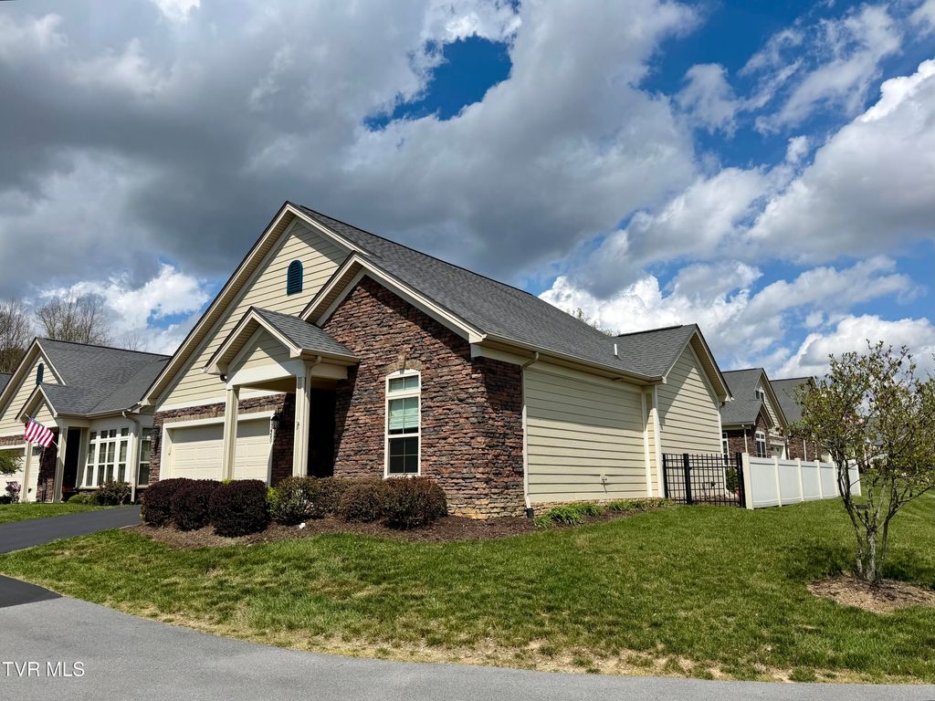 1450 Hatterdale Farm Road 1450, Blountville, TN 37617