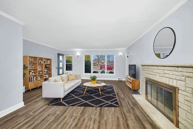 1616 Mayfield Avenue, Joliet, IL 60435