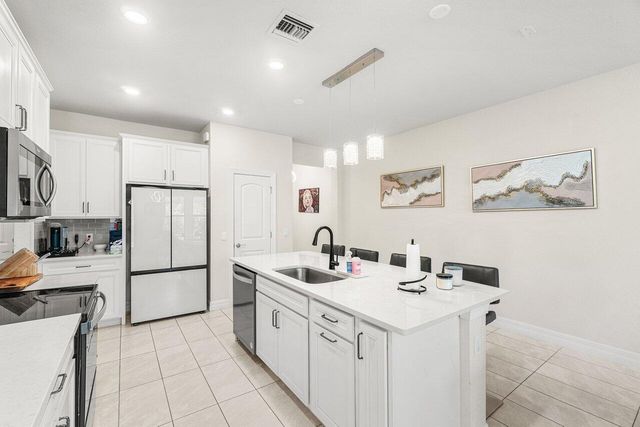 4824 Chantilly Road, Lake Worth, FL 33467