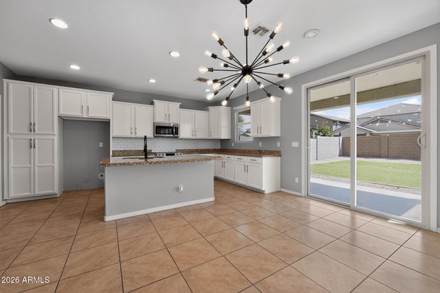 1627 W DESERT SPRING Way, San Tan Valley, AZ 85144