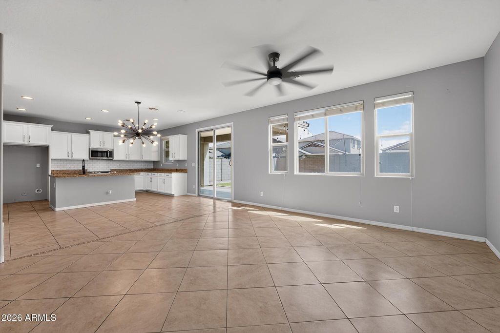 1627 W DESERT SPRING Way, San Tan Valley, AZ 85144 — photo 4