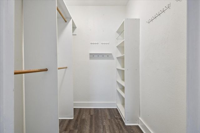 5711 Sugar Hill Drive 119, Houston, TX 77057