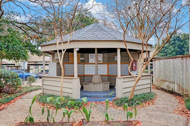 5711 Sugar Hill Drive 119, Houston, TX 77057