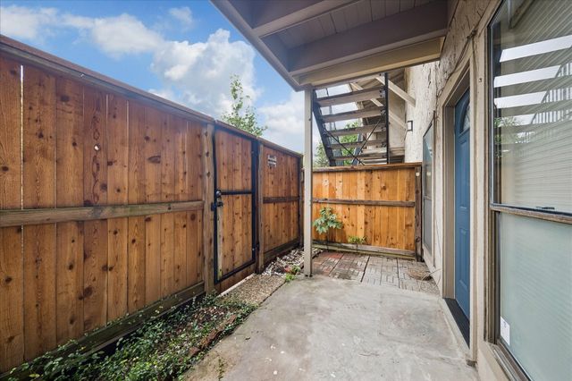 5711 Sugar Hill Drive 119, Houston, TX 77057