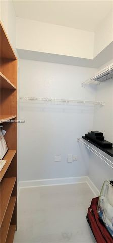6001 SW 70th St 215, South Miami, FL 33143