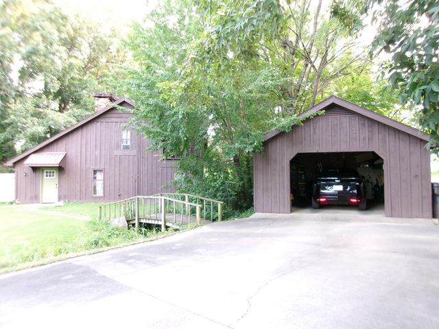 750 Tyree Road, Paducah, KY 42003