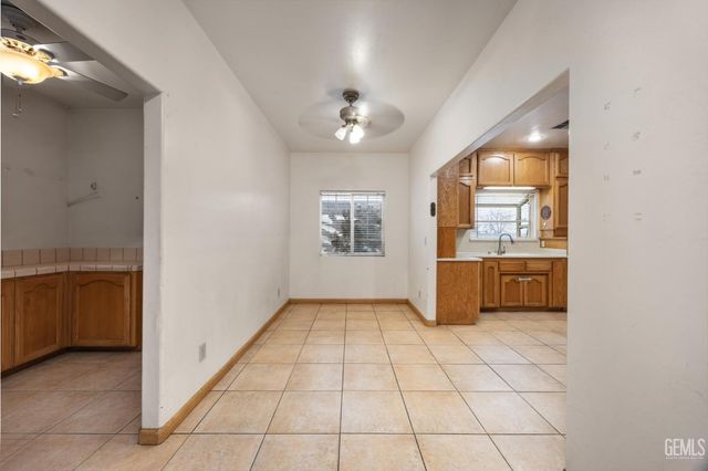 9521 Fritz Street, Bakersfield, CA 93307