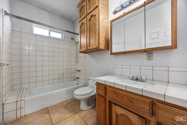 9521 Fritz Street, Bakersfield, CA 93307