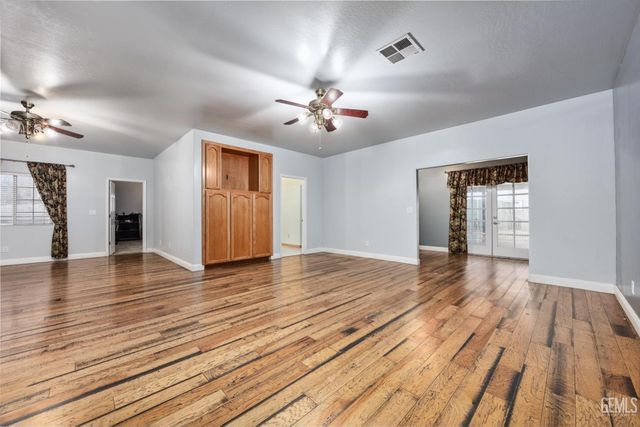 9521 Fritz Street, Bakersfield, CA 93307