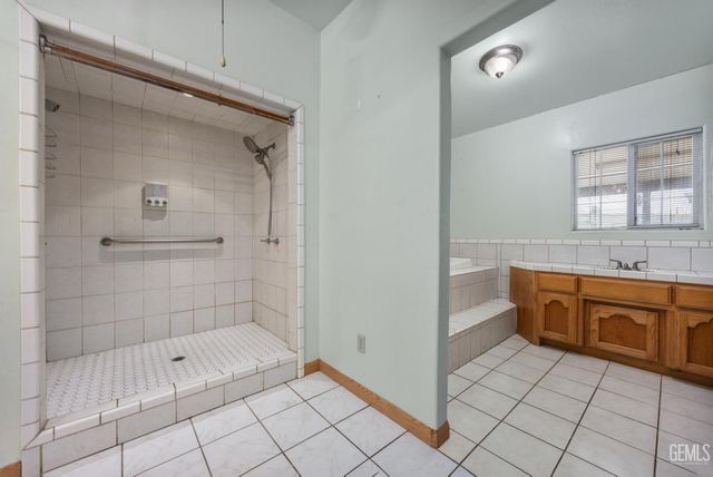 9521 Fritz Street, Bakersfield, CA 93307