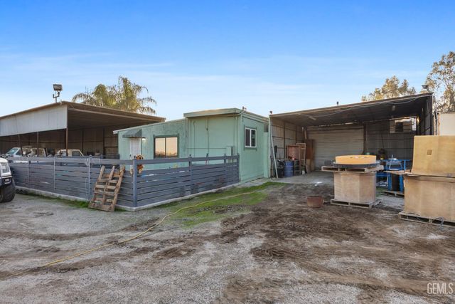 9521 Fritz Street, Bakersfield, CA 93307