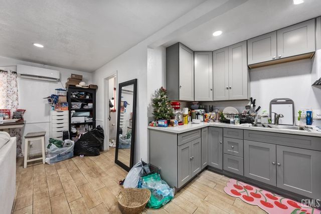 9521 Fritz Street, Bakersfield, CA 93307