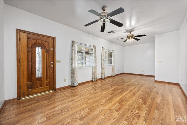 9521 Fritz Street, Bakersfield, CA 93307