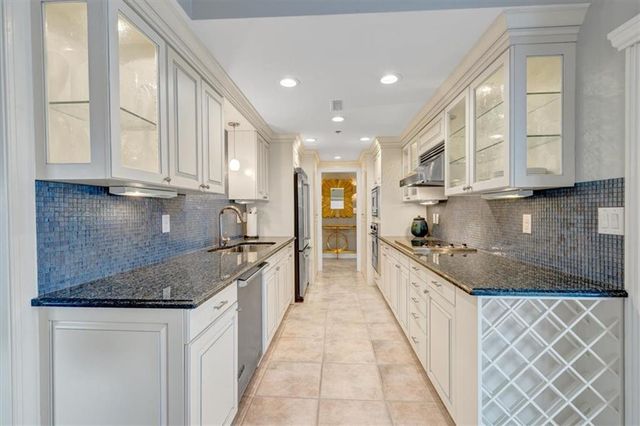3435 Kingsboro Road NE 1301, Atlanta, GA 30326